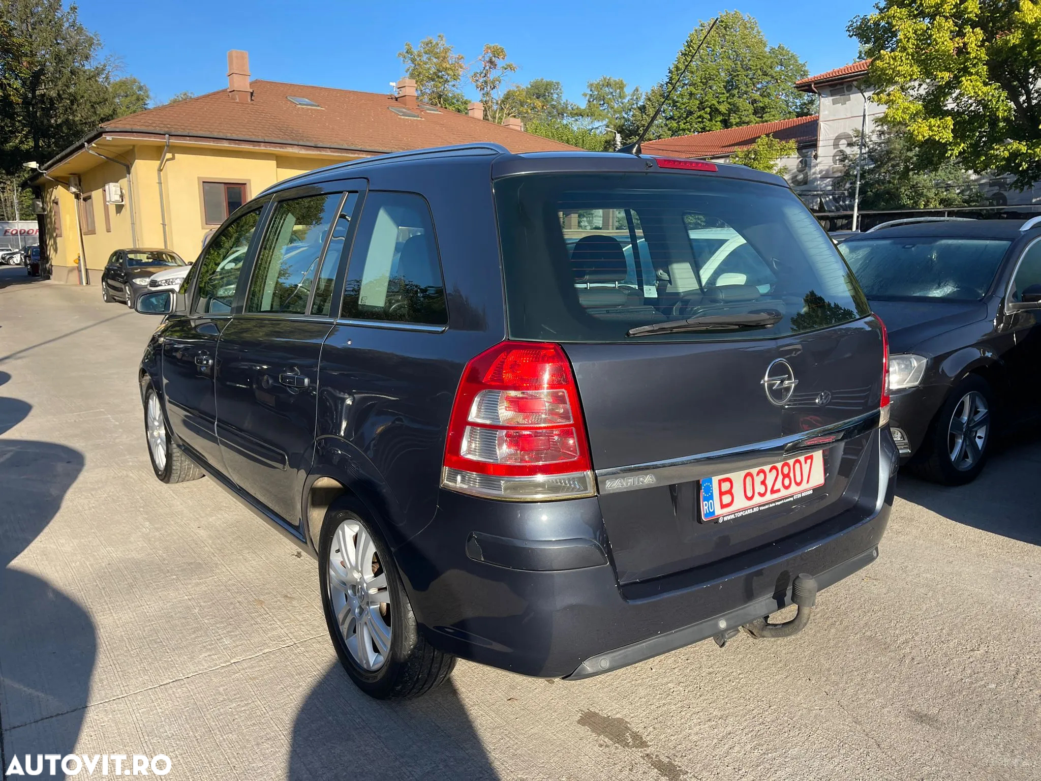 Opel Zafira 1.8 Easytronic Family Plus - 3