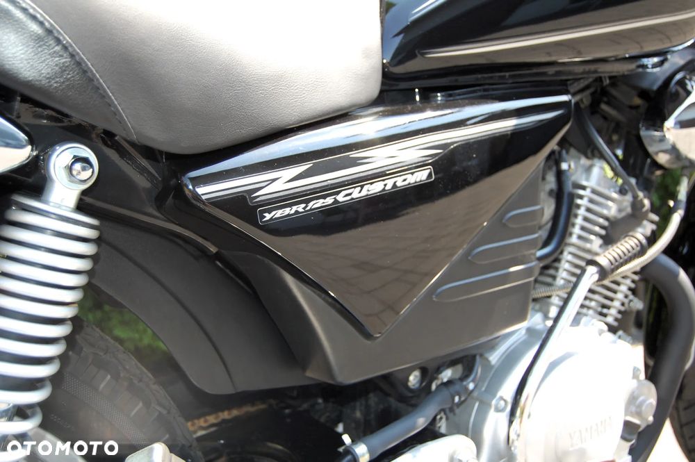 Yamaha YBR - 8