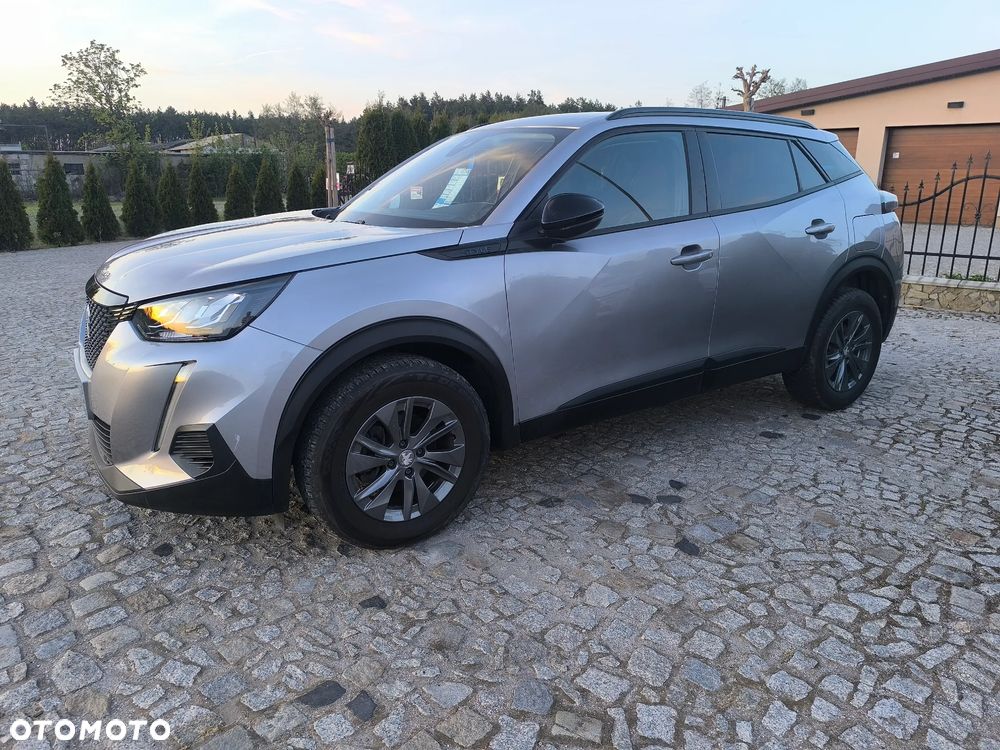 Peugeot 2008 1.2 Pure Tech GPF Style S&S - 10