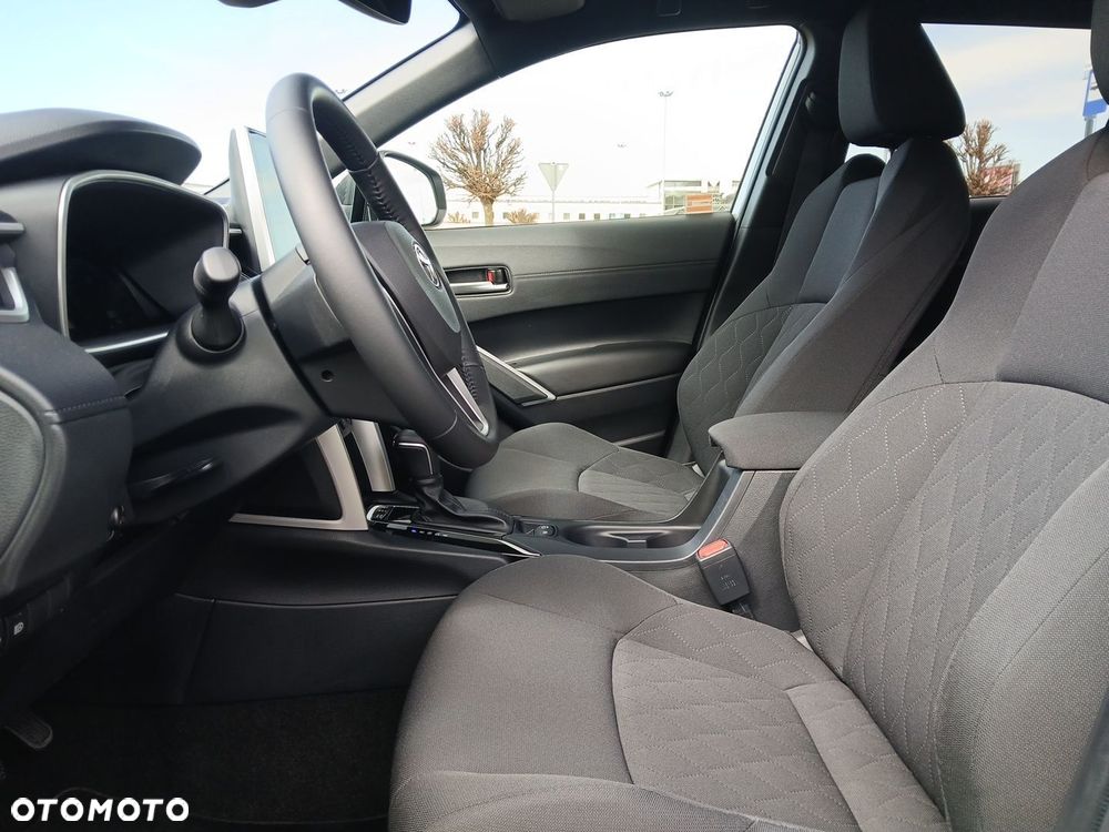 Toyota Corolla Cross - 15