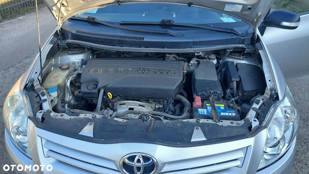 Toyota Auris 1.33 VVT-i Terra - 15