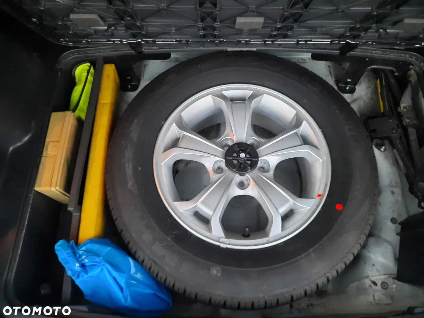 Hyundai Tucson 2.0 Comfort 2WD - 22