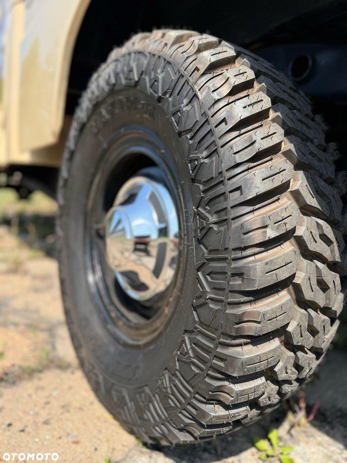 Toyota FJ - 10