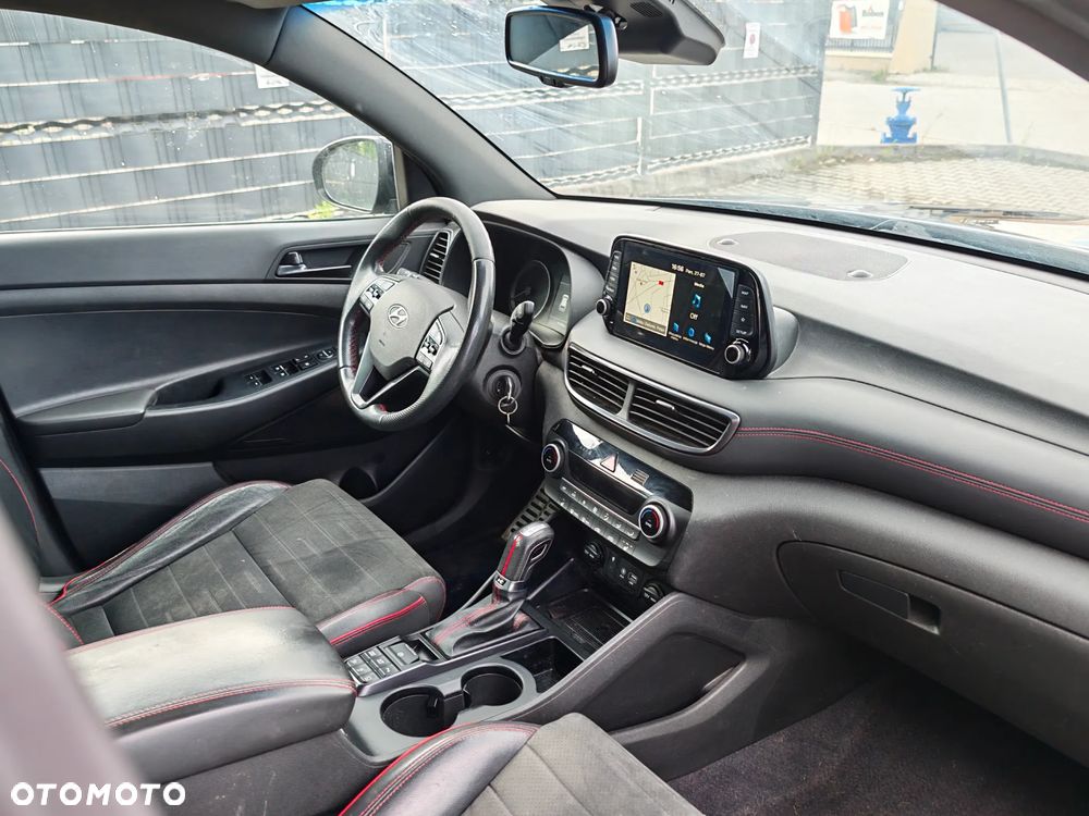 Hyundai Tucson blue 1.6 CRDi 2WD DCT Premium - 30
