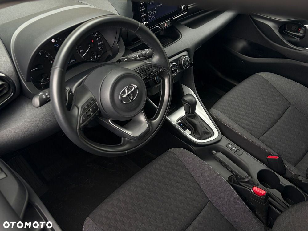 Toyota Yaris 1.5 Comfort CVT - 17