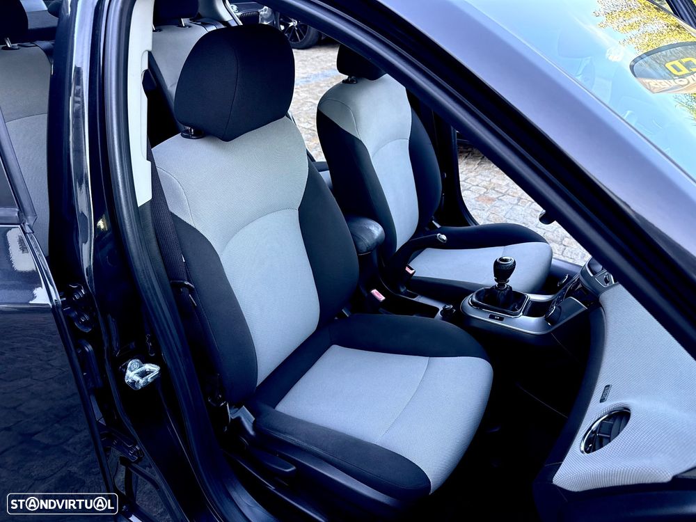 Chevrolet Cruze 1.6 LS - 55