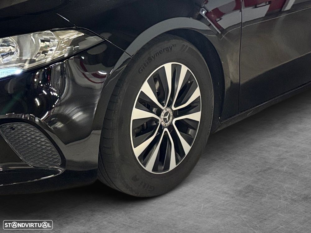 Mercedes-Benz A 180 Limousine d Style Plus - 17