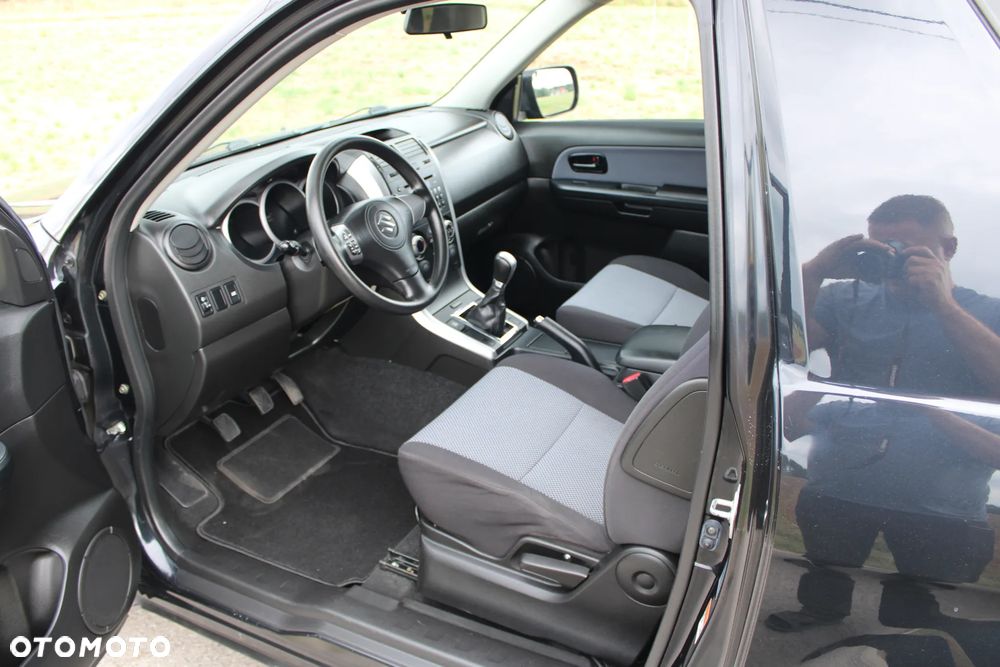 Suzuki Grand Vitara - 19