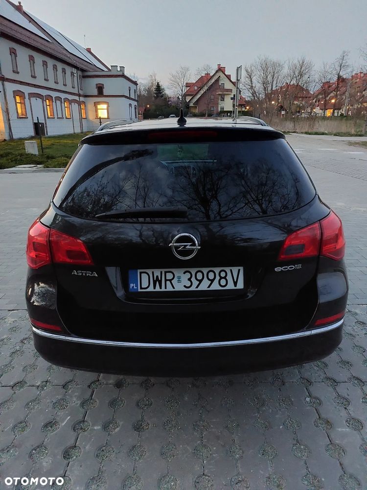 Opel Astra 1.7 CDTI DPF ecoFLEX TourerStart/Stop ENERGY - 11