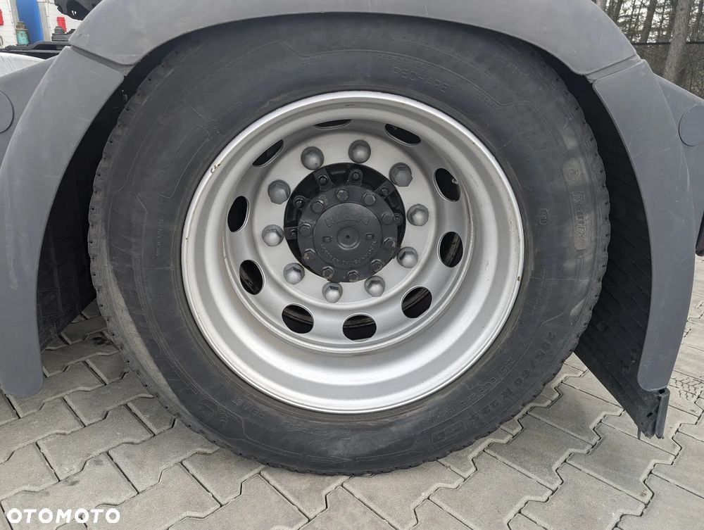 MAN TGX - 13