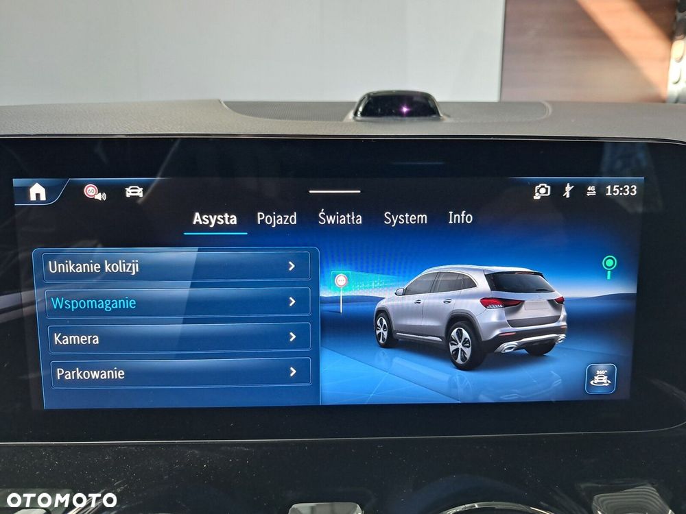 Mercedes-Benz GLA - 31