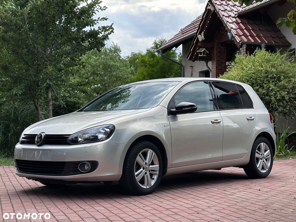 Volkswagen Golf 1.2 TSI MATCH - 1