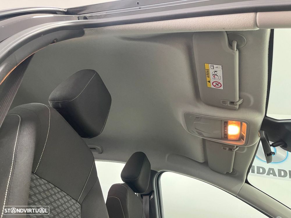 Opel Astra 1.2 Turbo Business Edition - 47