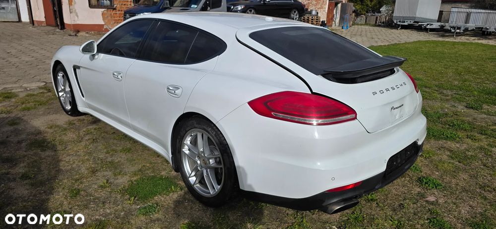 Porsche Panamera PDK - 4