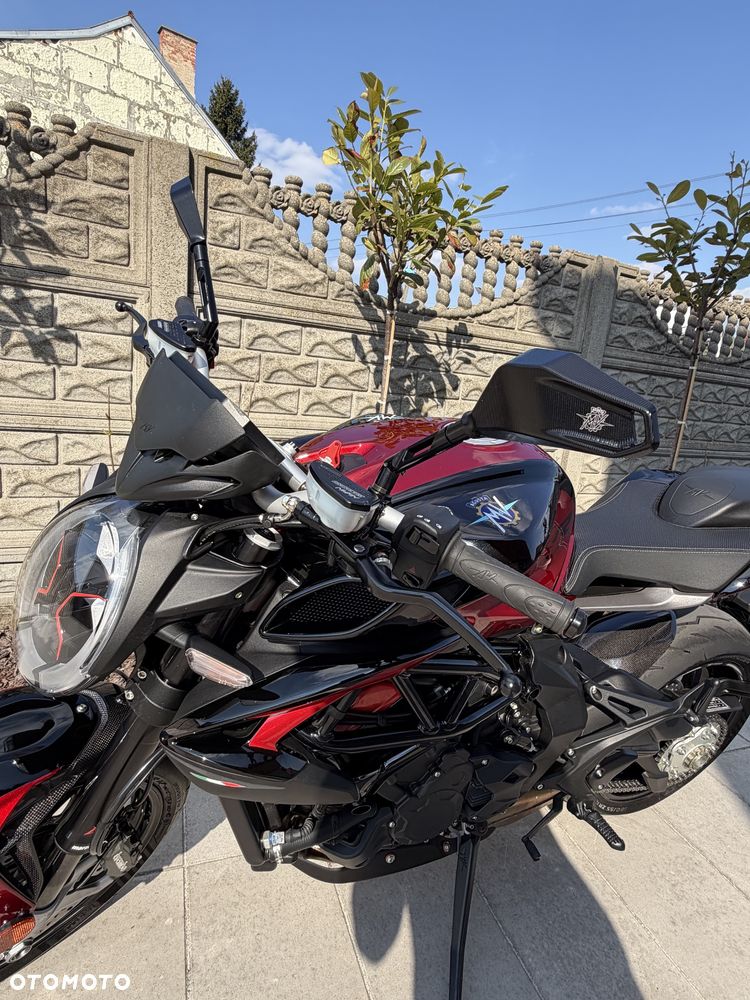 MV AGUSTA Brutale - 4