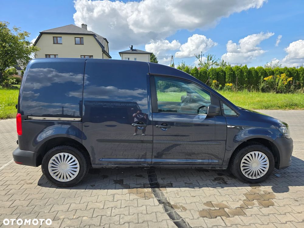 Volkswagen Caddy - 2