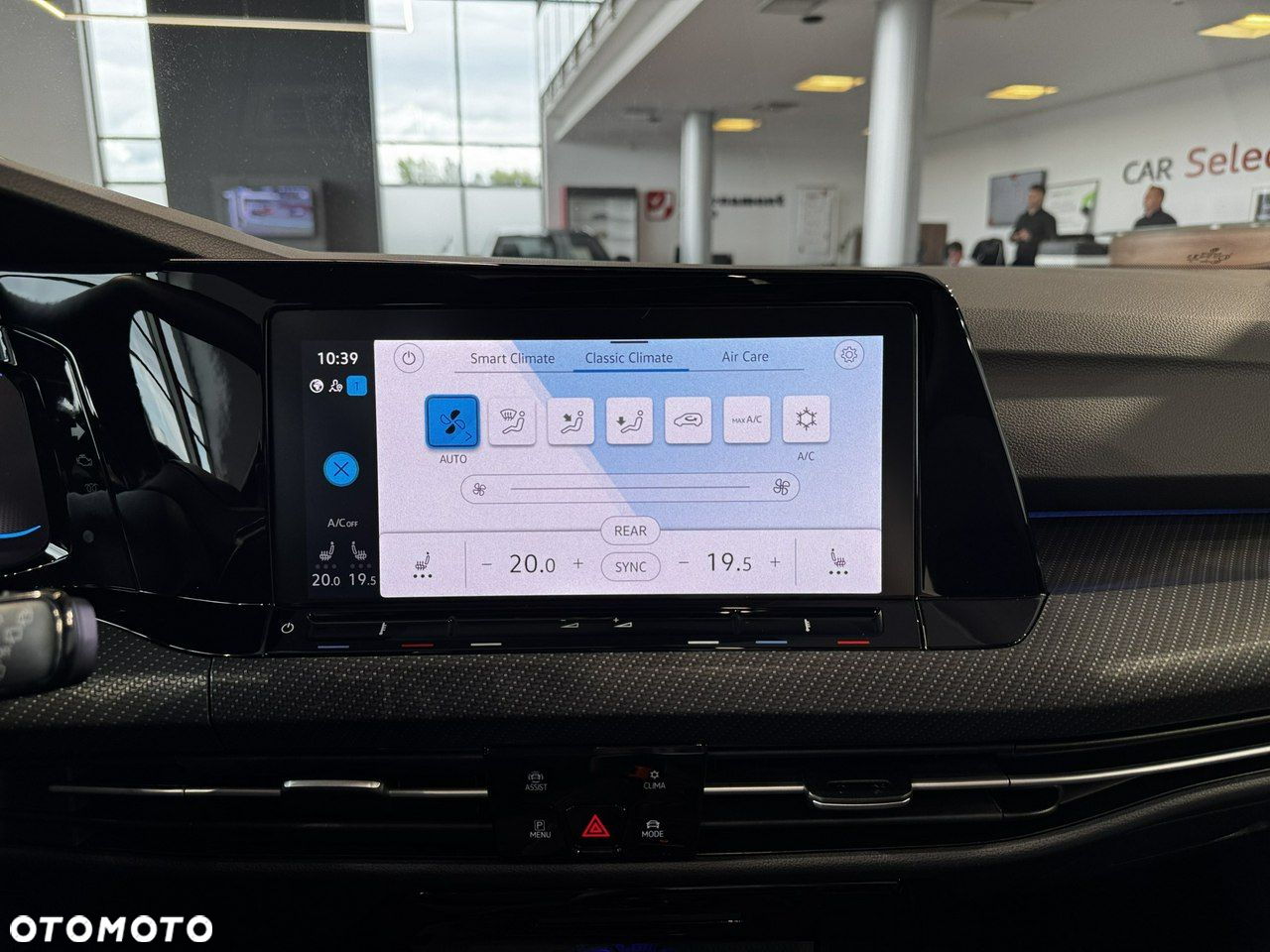 Volkswagen Golf - 32