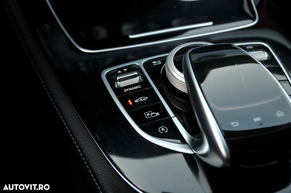 Mercedes-Benz CLS 400 d 4MATIC Aut - 29