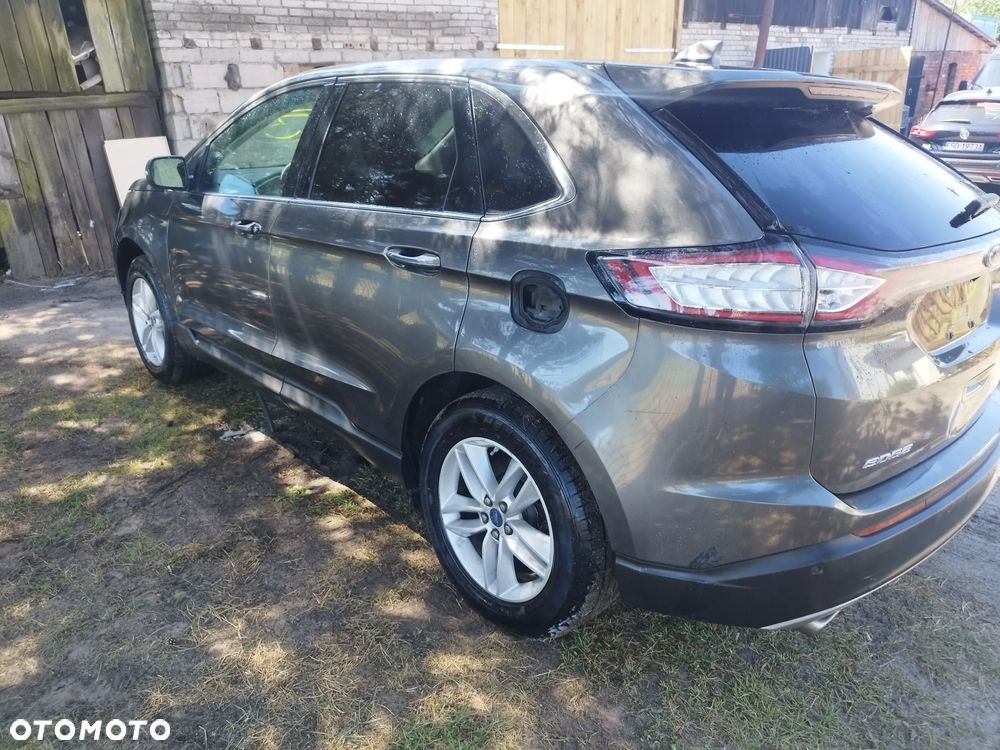 Ford Edge - 5