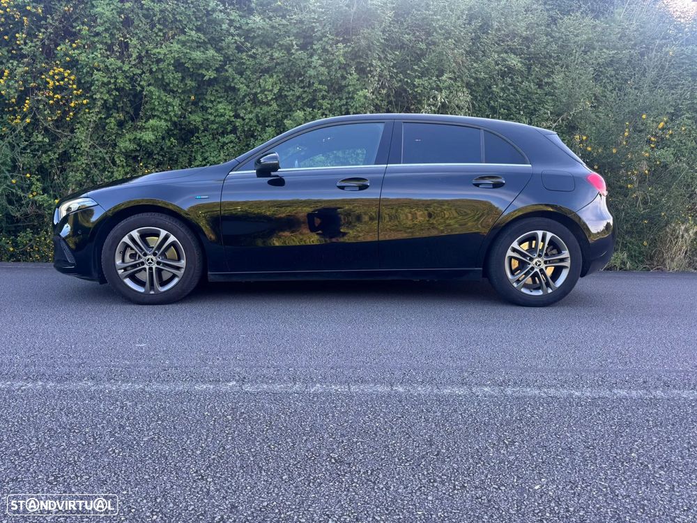 Mercedes-Benz A 250 e Style Plus - 8