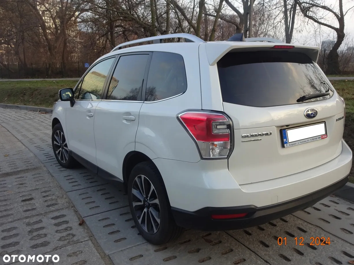 Subaru Forester 2.0 i Exclusive (EyeSight) Lineartronic - 6