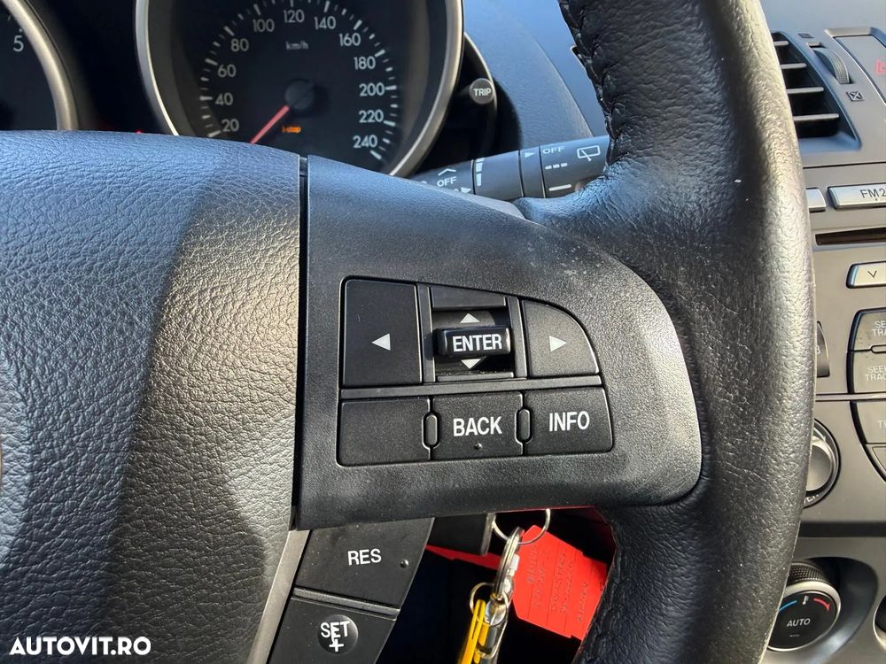 MAZDA 3 2010 — imagine 38