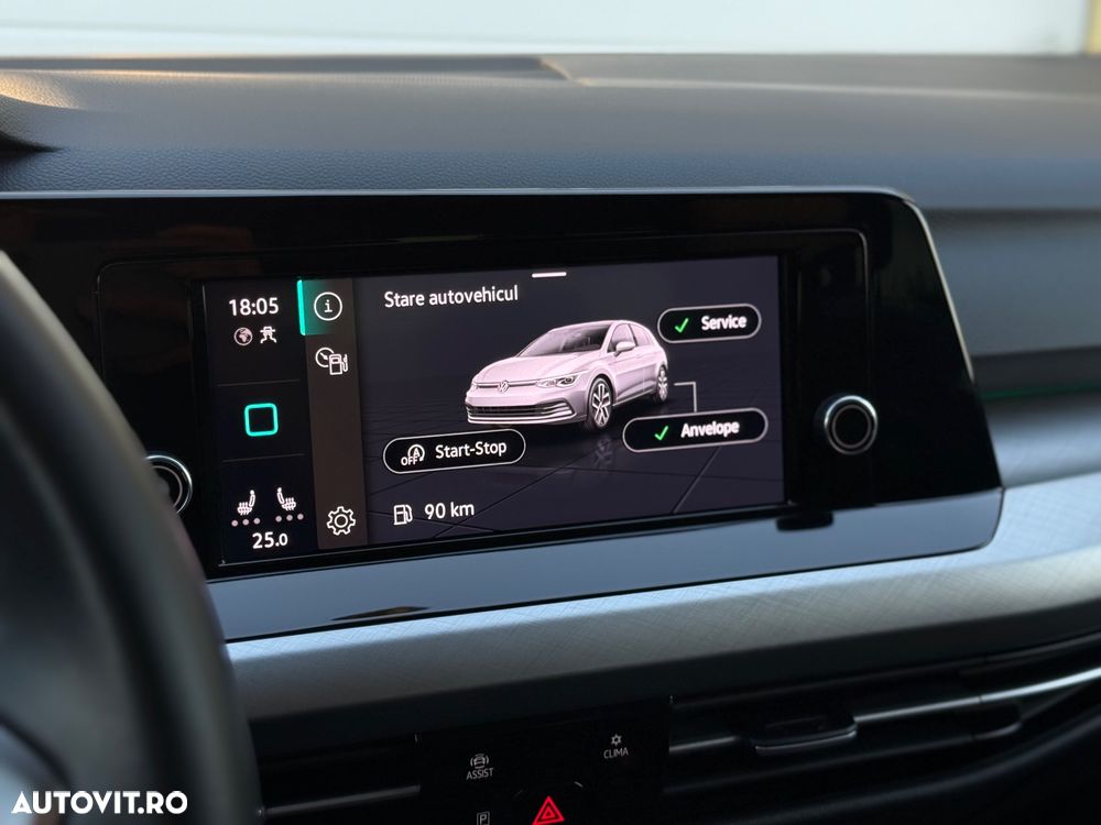 Volkswagen Golf 1.5 eTSI ACT DSG MHEV Life - 31
