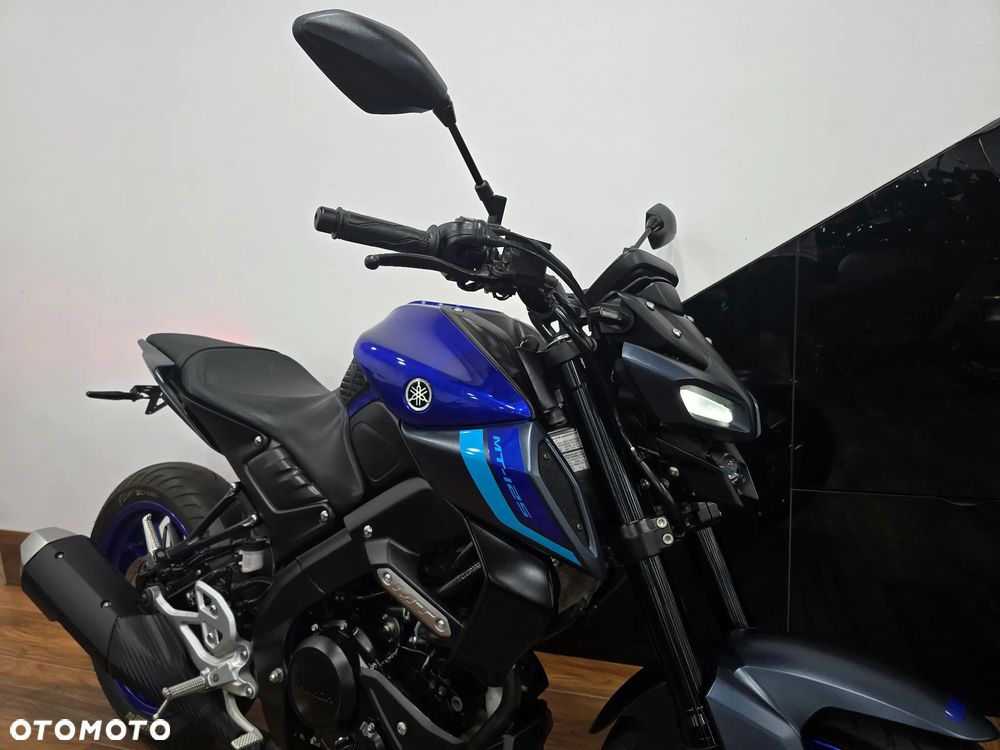 Yamaha MT - 37
