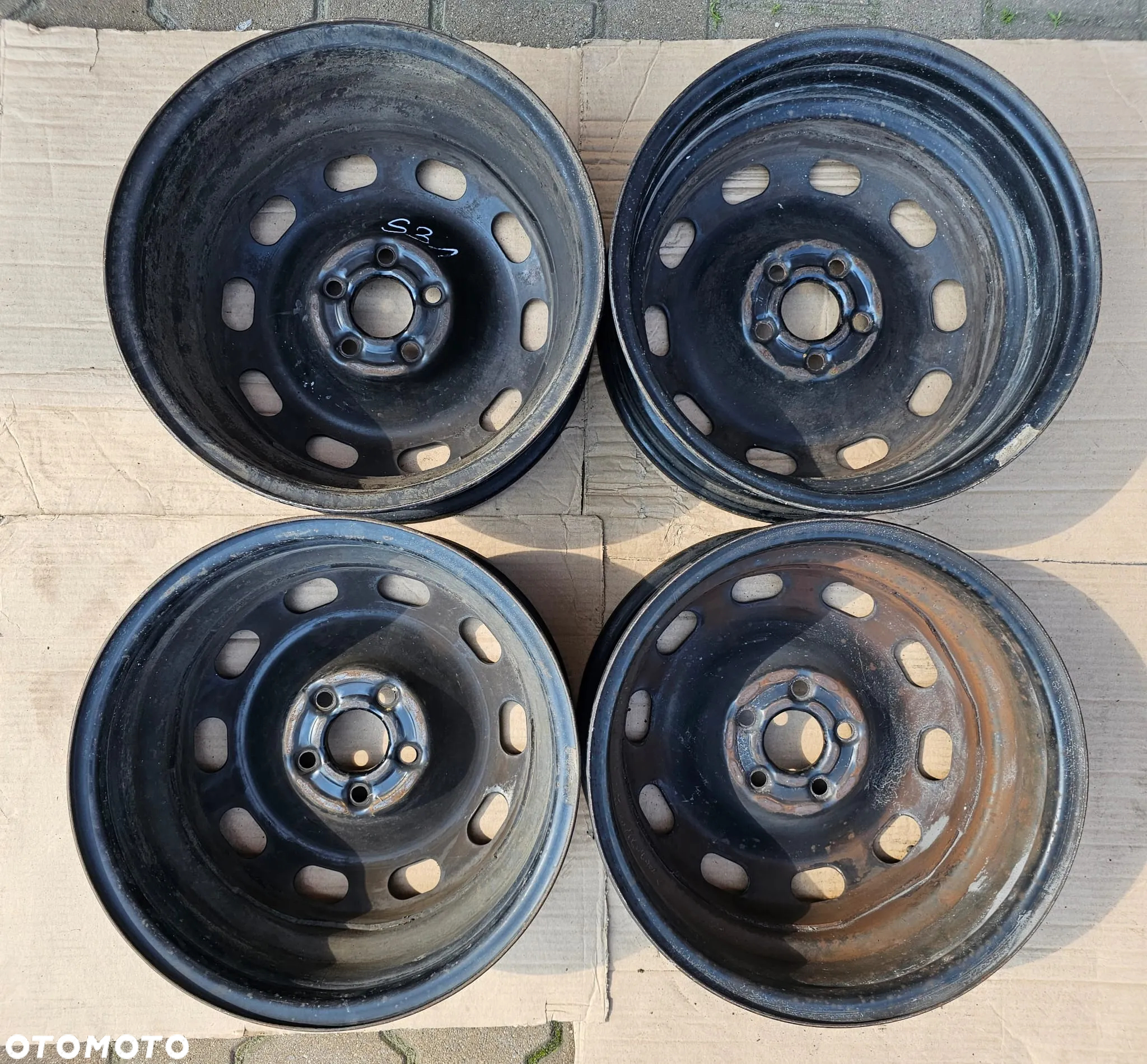 (S31) Felgi stalowe 15'' Volkswagen OE Polo Golf 4 Skoda Rapid Octavia Fabia Audi A1 A3 / 6Jx15 ET38 5x100 - 7