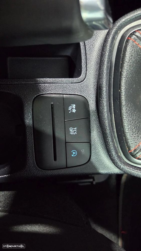 Ford Fiesta 1.0 EcoBoost ST-Line - 28
