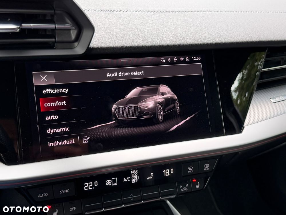 Audi A3 Sportback 45 TFSIe S tronic S line - 20