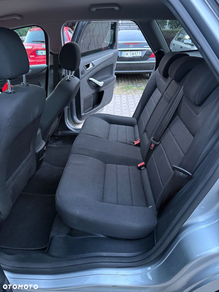 Ford Mondeo 2.0 TDCi Titanium - 16