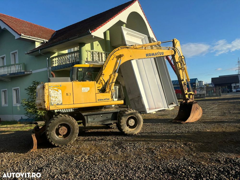 Komatsu PW130-7K - 7