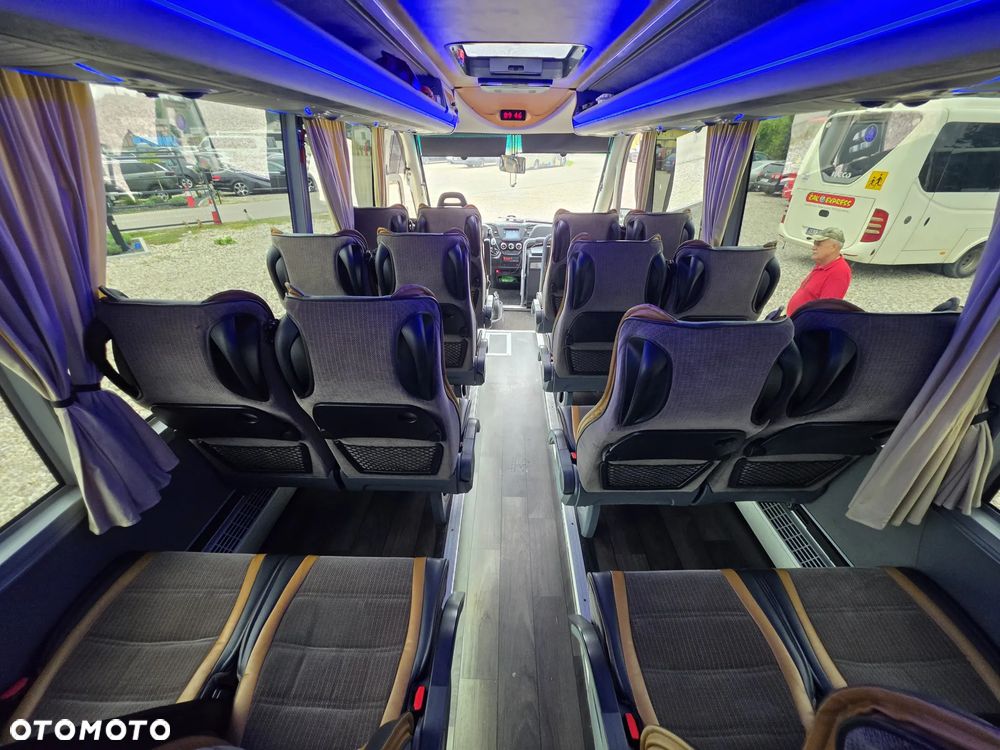 Iveco 70C18 - 14