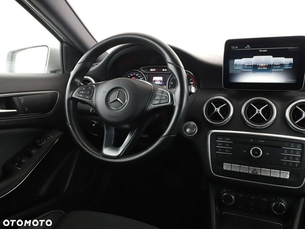 Mercedes-Benz Klasa A 180 (BlueEFFICIENCY) 7G-DCT Style - 17