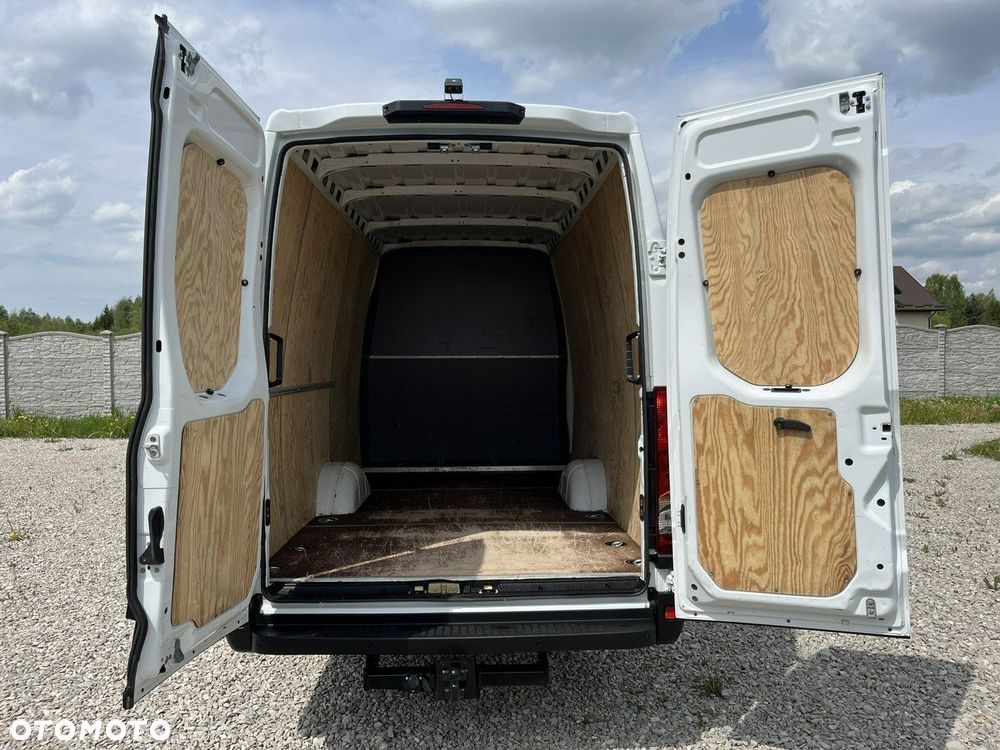 Iveco Daily - 12