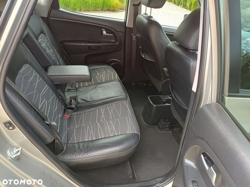 Kia Venga 1.6 CRDi 128 Platinum Edition - 22