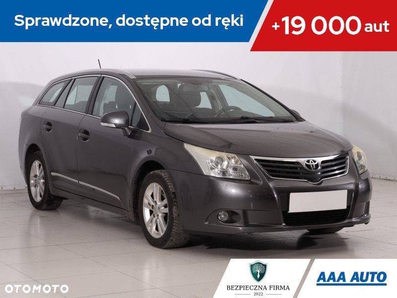 Toyota Avensis - 2