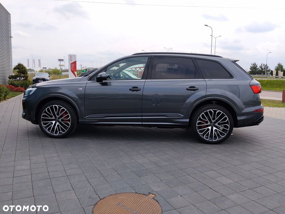 Audi Q7 - 8