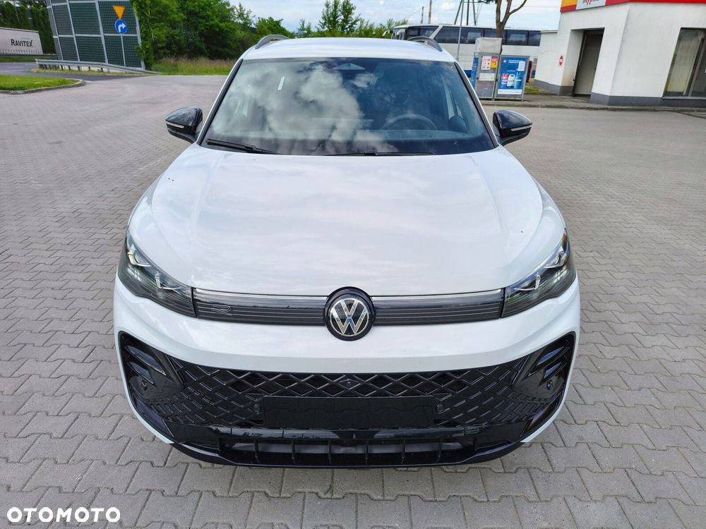 Volkswagen Tiguan - 2