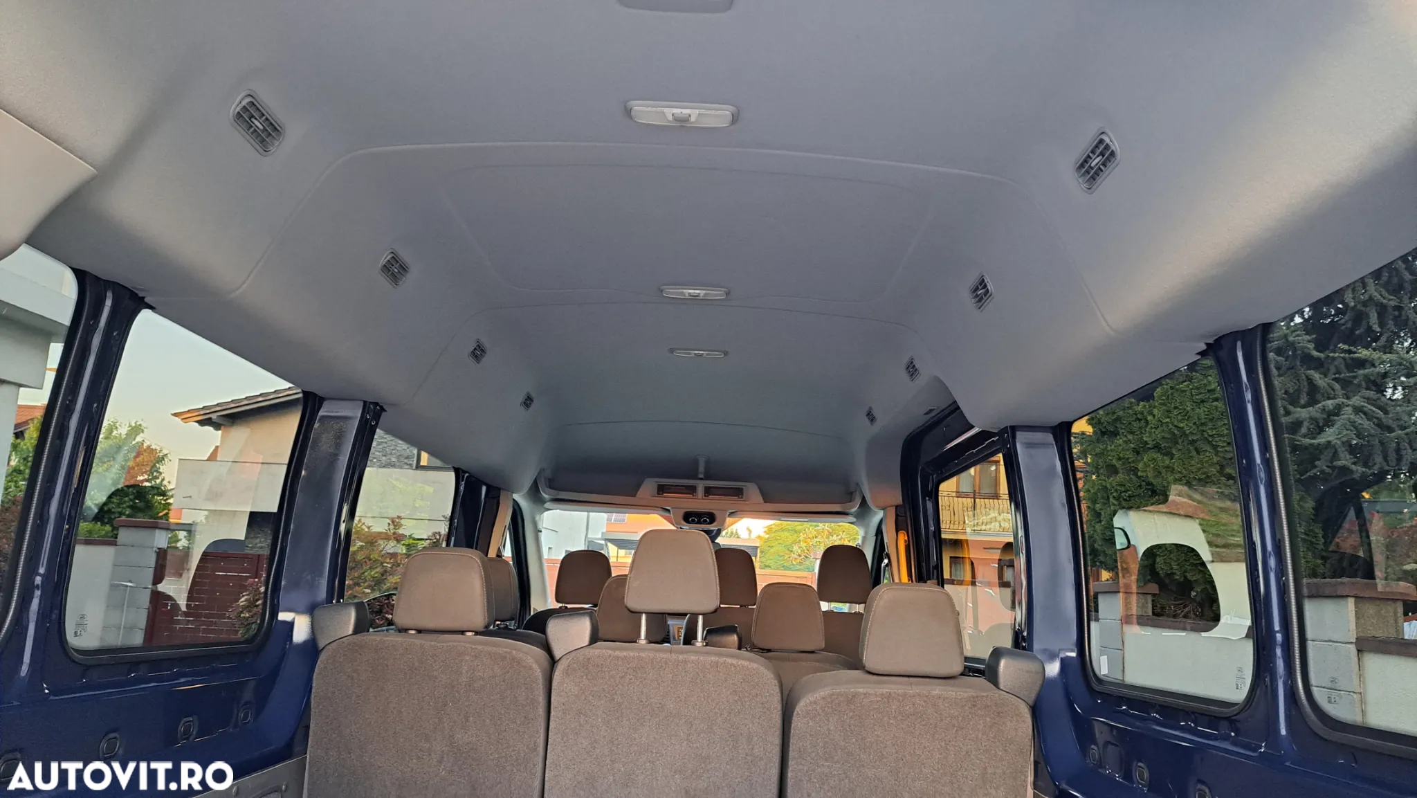 Ford Transit 350 2.0 EcoBlue 170 CP L3H2 Kombi FWD Trend - 23