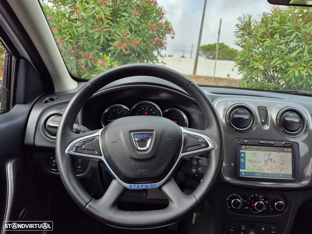 Dacia Logan MCV 0.9 TCe Stepway - 10