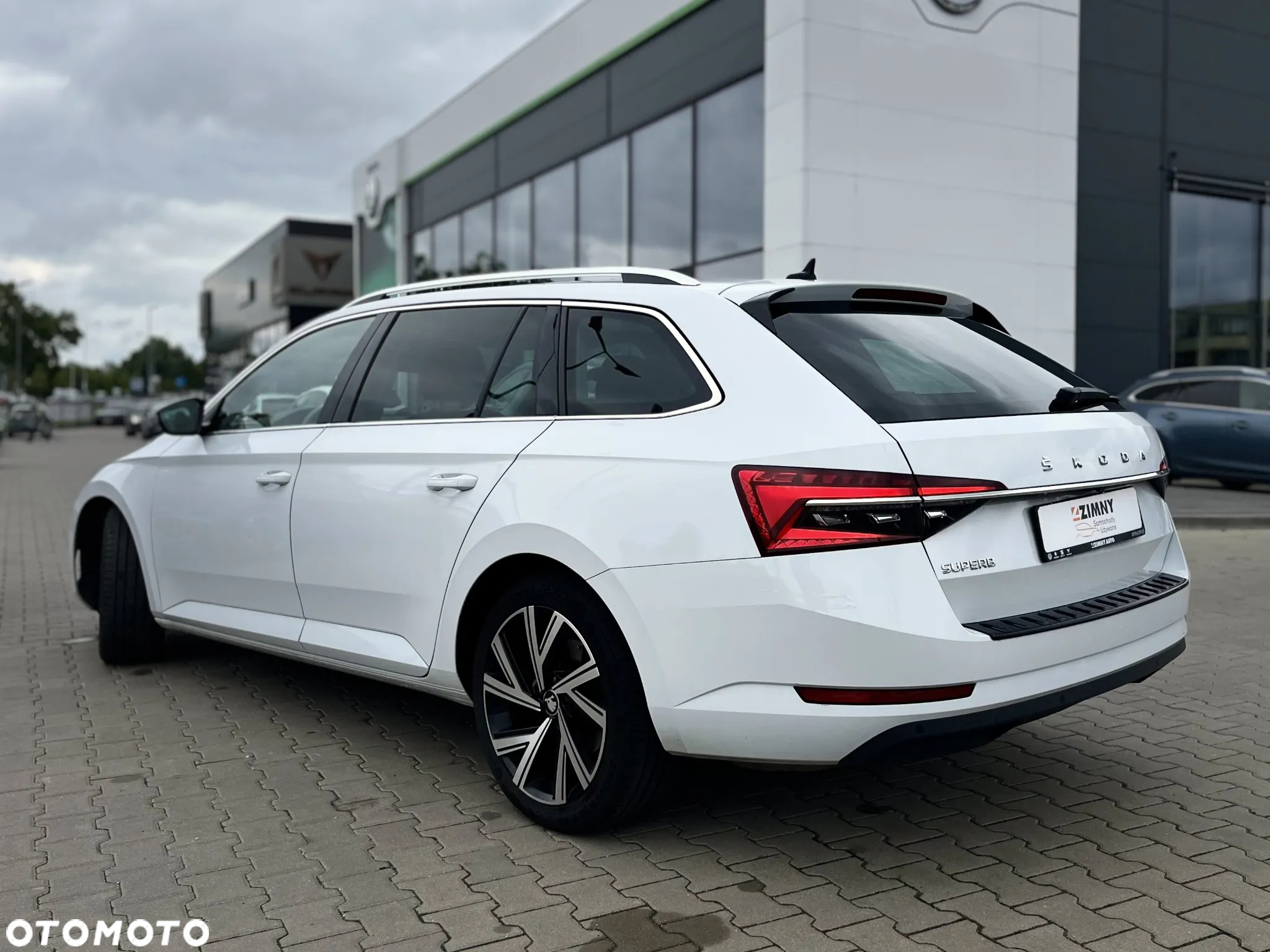 Skoda Superb 2.0 TDI SCR Style DSG - 6