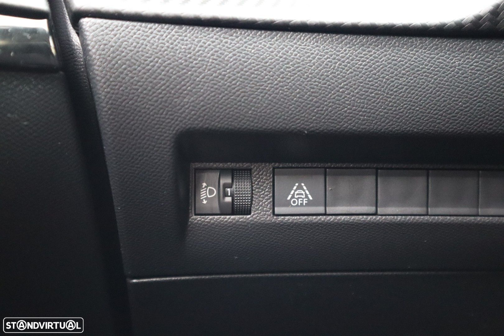 Peugeot e-208 50 kWh Allure Pack - 35