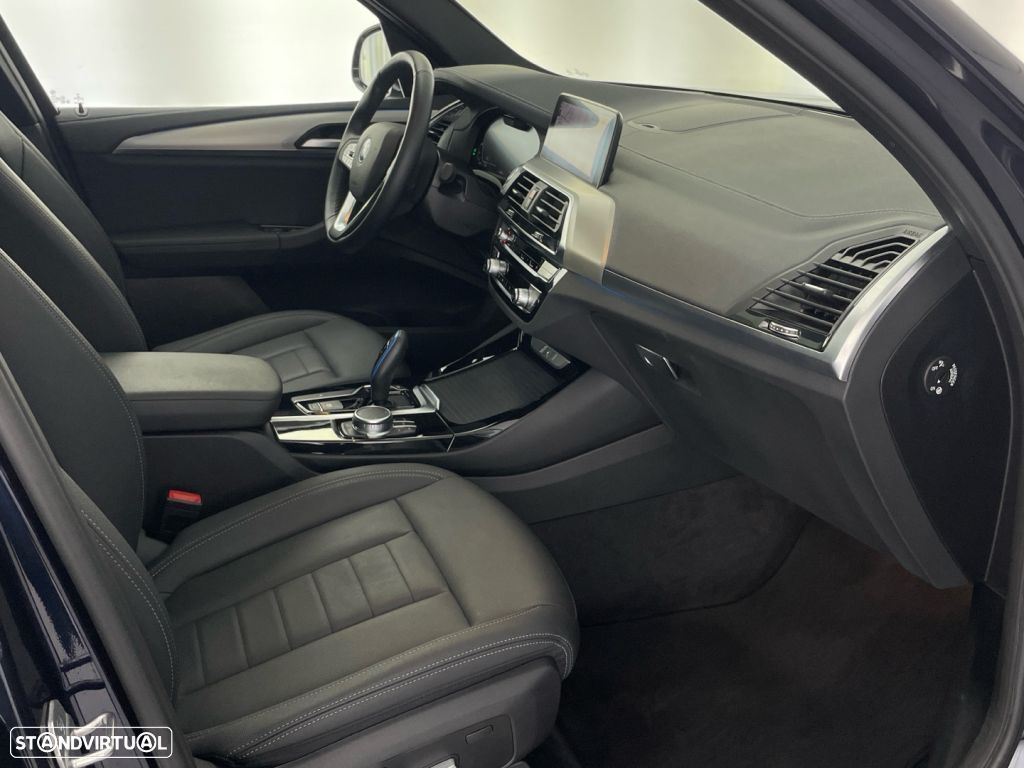 BMW iX3 M Sport Inspiring - 23