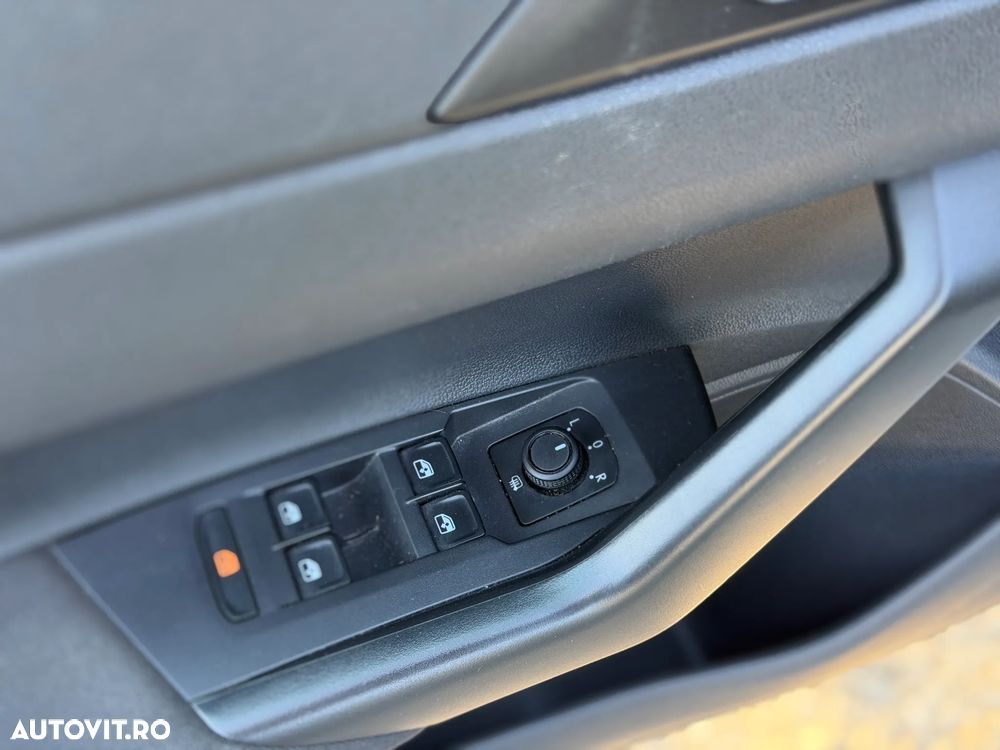 VOLKSWAGEN Polo 2025 — imagine 12