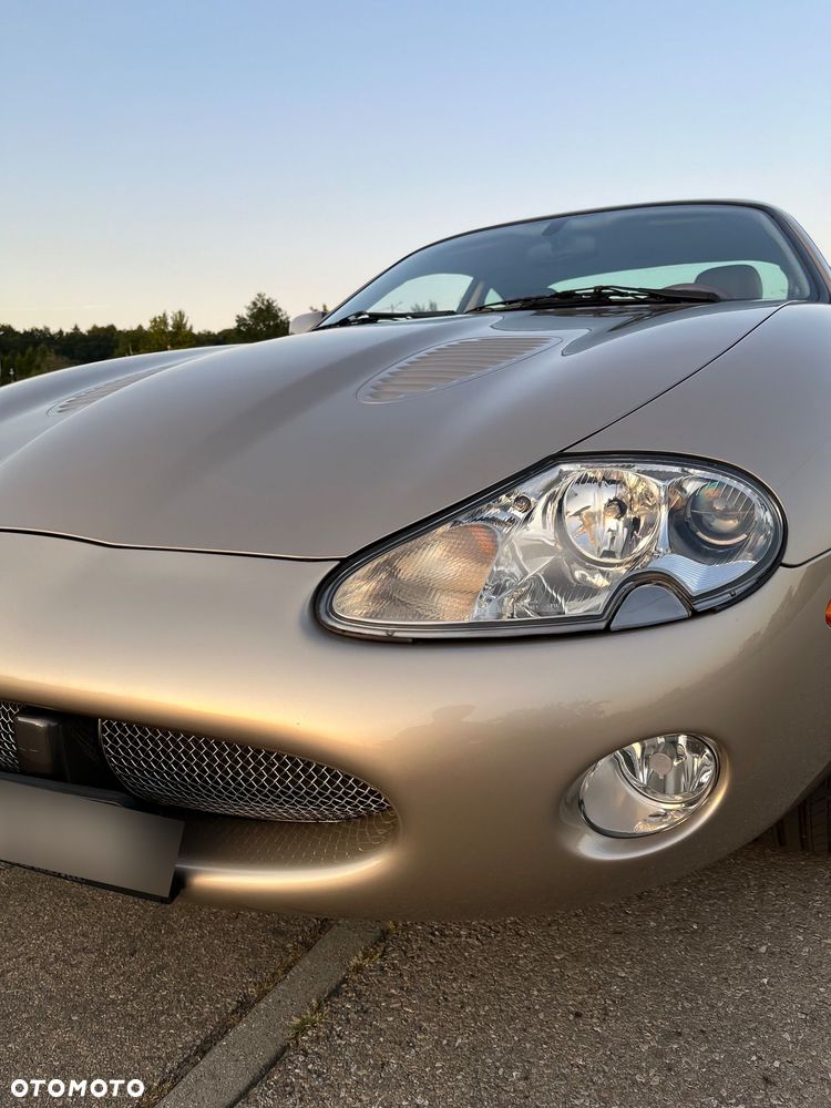 Jaguar XK8 - 15