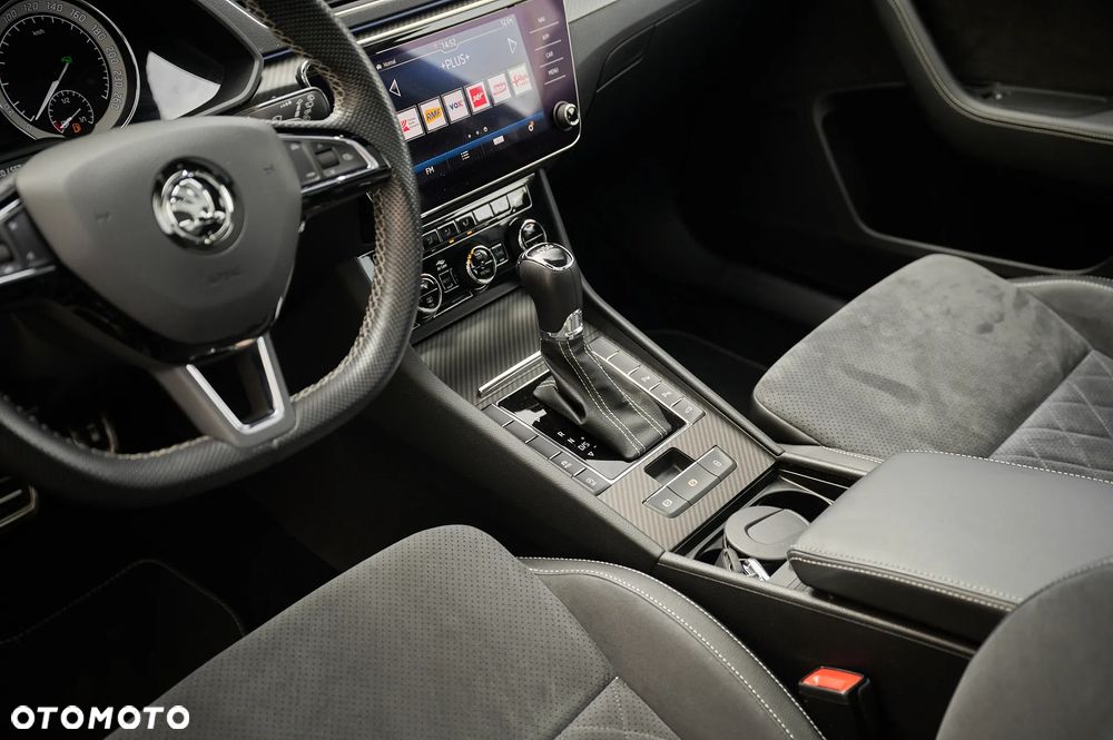 Skoda Superb 1.5 TSI DSG Sportline - 33