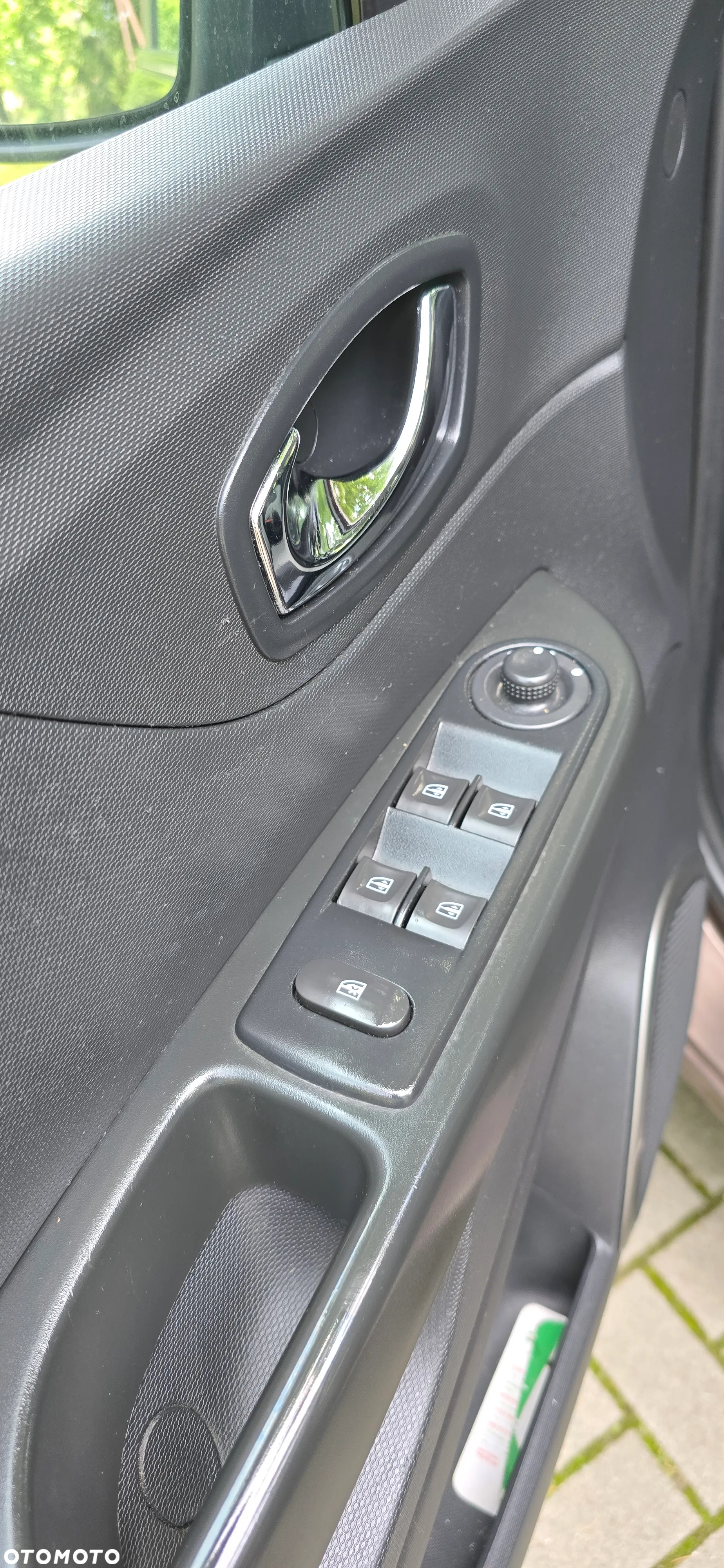 Renault Captur 0.9 Energy TCe XMOD EU6 - 23