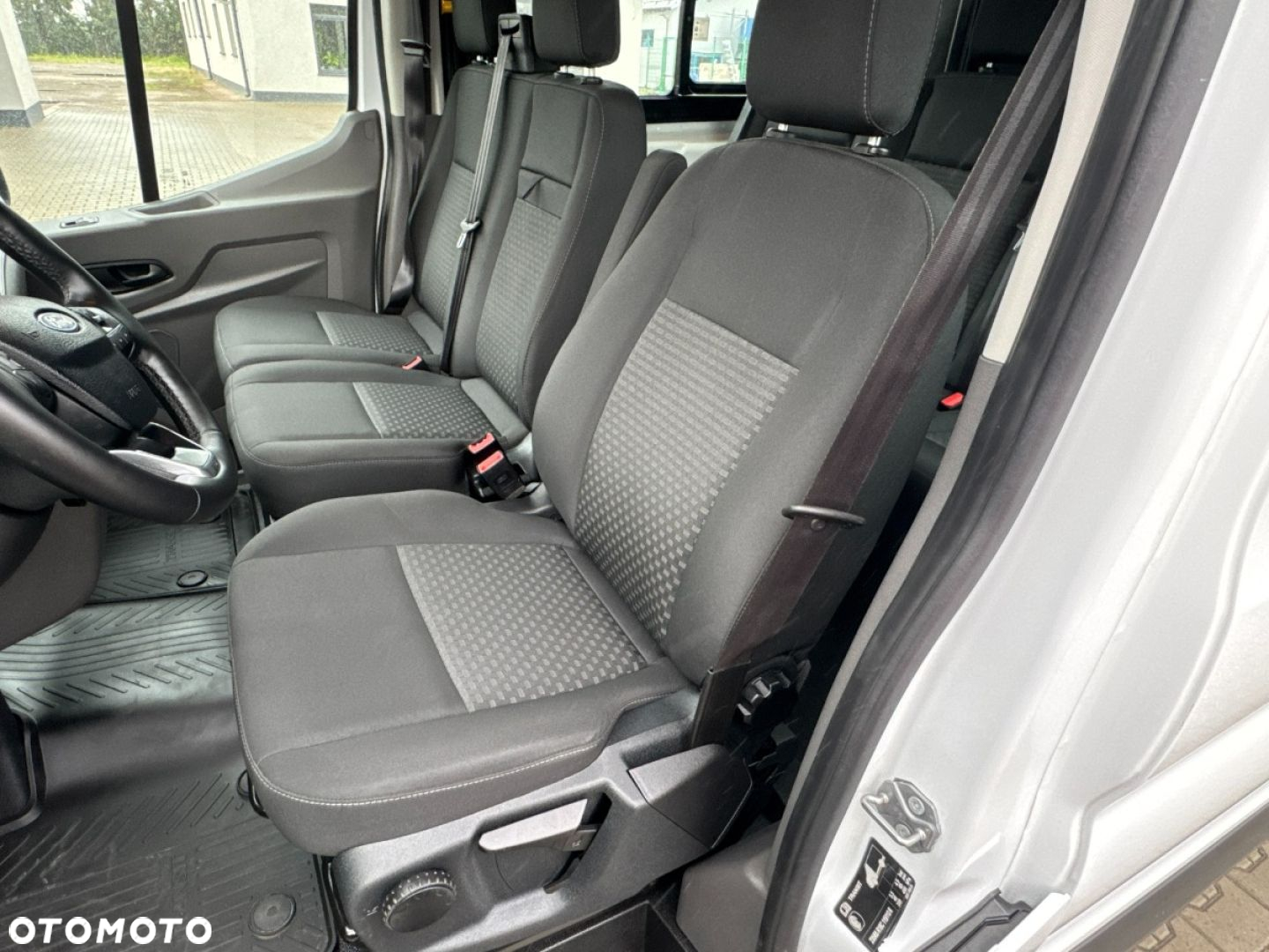 Ford Transit - 33